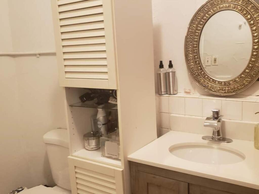 Private Room In East Village Apartment Nova York Exterior foto